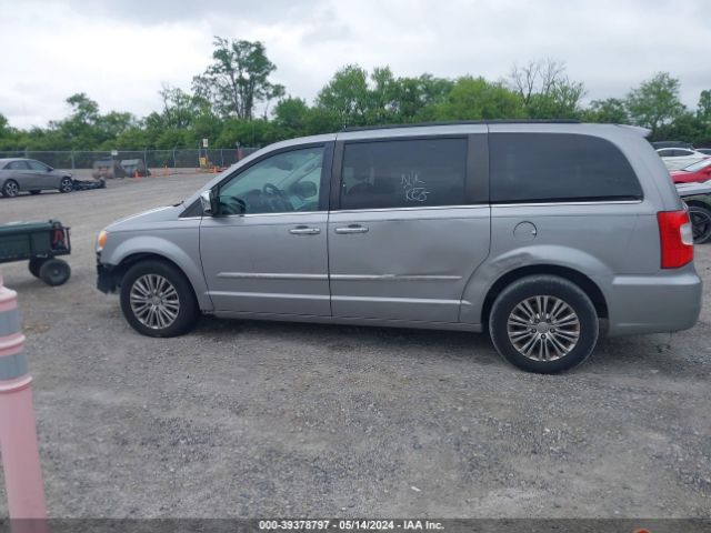 2C4RC1CG9GR128105 Chrysler Town & Country Touring-l Anniversary Edition