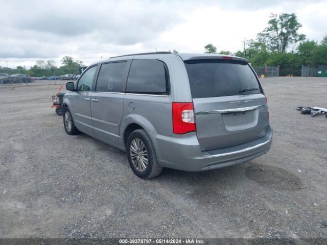 2C4RC1CG9GR128105 Chrysler Town & Country Touring-l Anniversary Edition