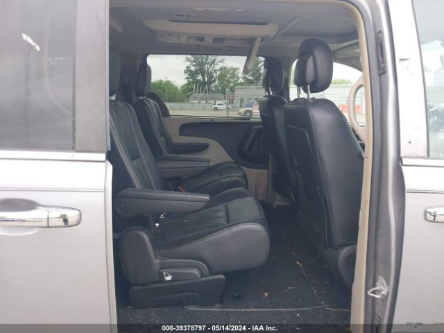 2C4RC1CG9GR128105 Chrysler Town & Country Touring-l Anniversary Edition