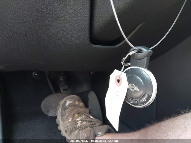 2007 MINI COOPER WMWMF33597TT58941 Photo 10