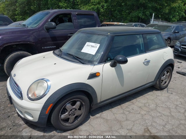 2007 MINI COOPER WMWMF33597TT58941 Photo 1