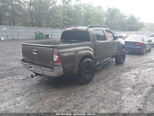 Toyota Tacoma Base V6 2015 5TFLU4EN8FX127334 Image 4