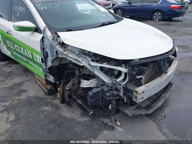 Nissan Altima 2.5 S 2015 1N4AL3AP3FC119277 Image 19