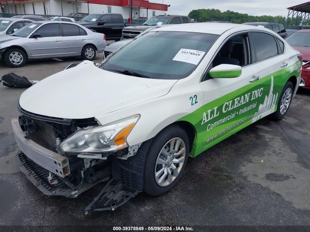 Nissan Altima 2.5 S 2015 1N4AL3AP3FC119277 Image 2