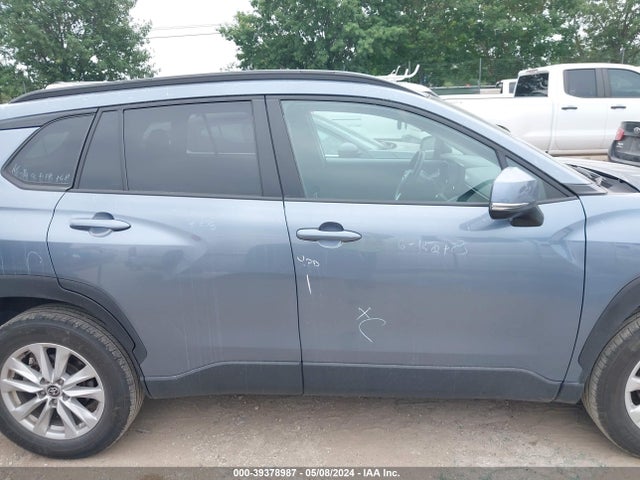 Toyota Corolla Cross Le 2022 7MUCAAAG3NV025397 Image 13