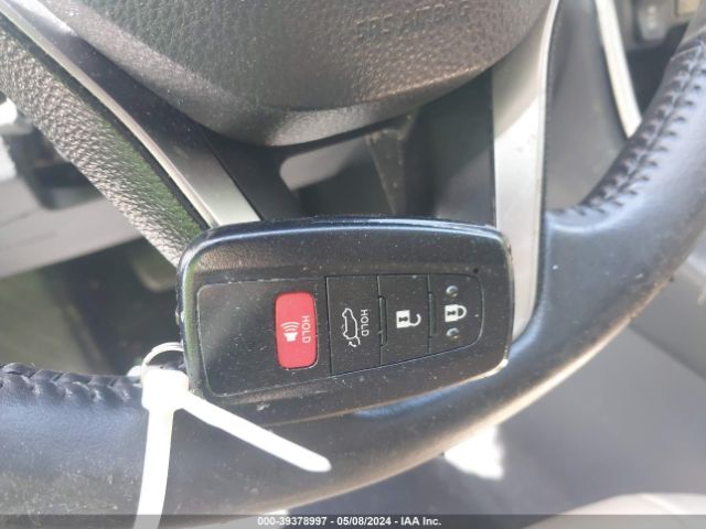 2T3A1RFV5KC011312 Toyota Rav4 Xle Premium