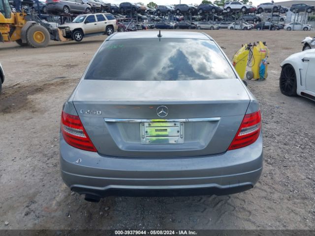 WDDGF4HB4EA937208 Mercedes-Benz C 250 Luxury/sport
