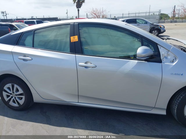 Toyota Prius 2018 JTDKBRFU7J3073805 Image 12