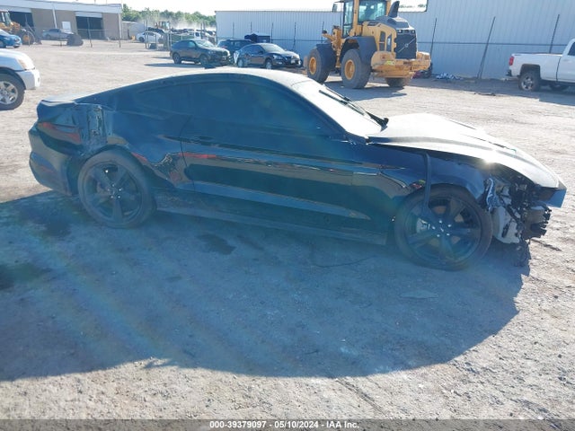 2022 1FA6P8TH6N5148837 main image