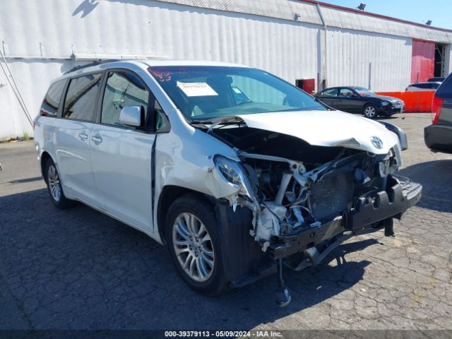 Auction sale of the 2015 Toyota Sienna Xle 8 Passenger, vin: 5TDYK3DC7FS633572, lot number: 39379113