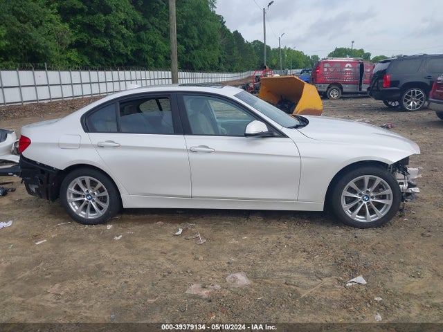WBA8E5G53JNV02571 BMW 320i Xdrive