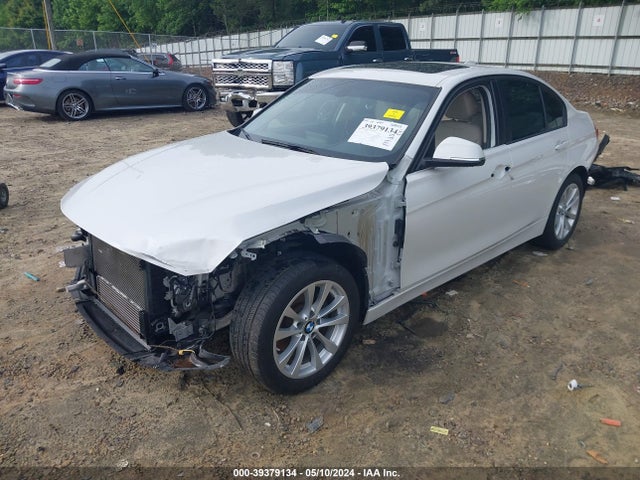 WBA8E5G53JNV02571 BMW 320i Xdrive