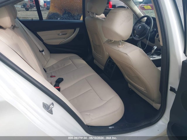 WBA8E5G53JNV02571 BMW 320i Xdrive