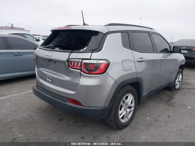 3C4NJCAB3JT469480 Jeep Compass Sport Fwd