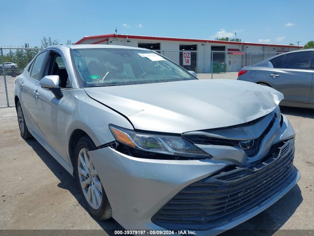 Toyota CAMRY LE 2020 4T1L11AK0LU385147 main image