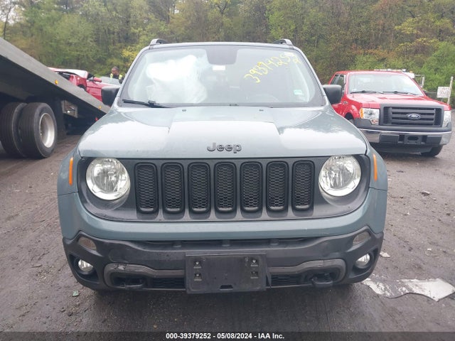 ZACCJBAB0JPJ15180 Jeep Renegade Upland Edition 4x4