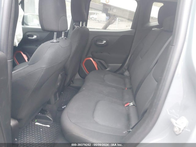 ZACCJBAB0JPJ15180 Jeep Renegade Upland Edition 4x4