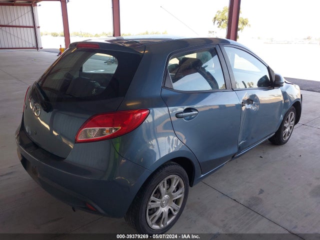 Mazda Mazda2 Sport 2014 JM1DE1KZ0E0182553 Image 4