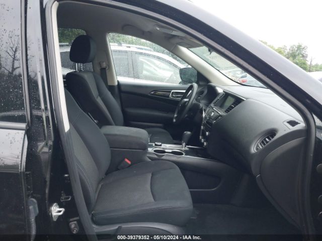 5N1DR2MM6HC673817 Nissan Pathfinder S