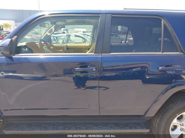 JTEBU5JR9F5207940 Toyota 4RUNNER SR5