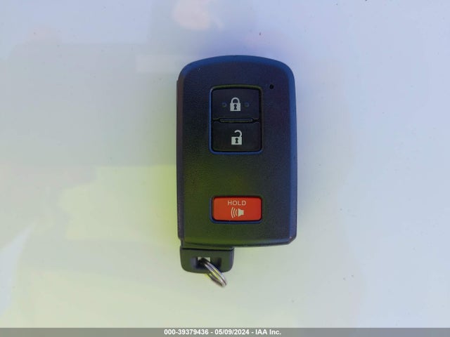 Toyota Prius C Three 2014 JTDKDTB3XE1065588 Image 11