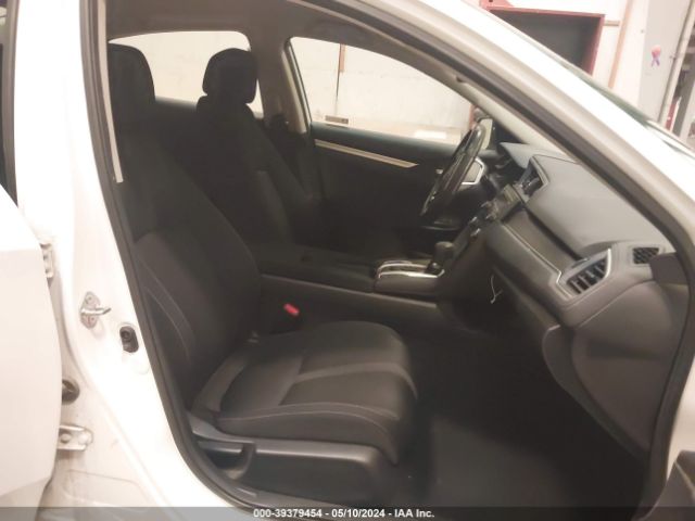 19XFC2F60KE049282 Honda Civic Lx