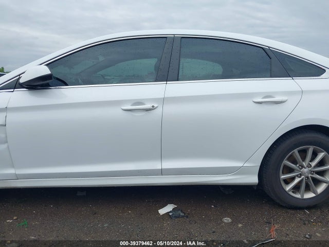 Hyundai SONATA SE 2019 5NPE24AF0KH731818 Image 15