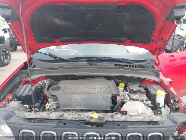 ZACCJAAT3FPB49014 Jeep Renegade Sport