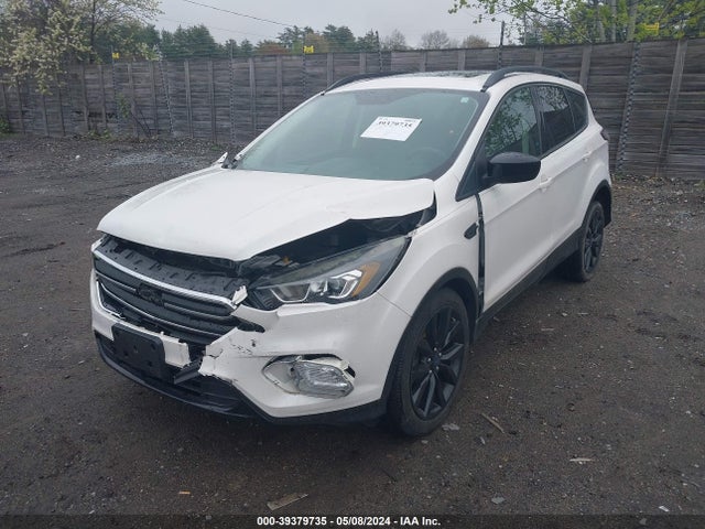 Ford 2017 2017 1FMCU9G98HUB25242 Image 2