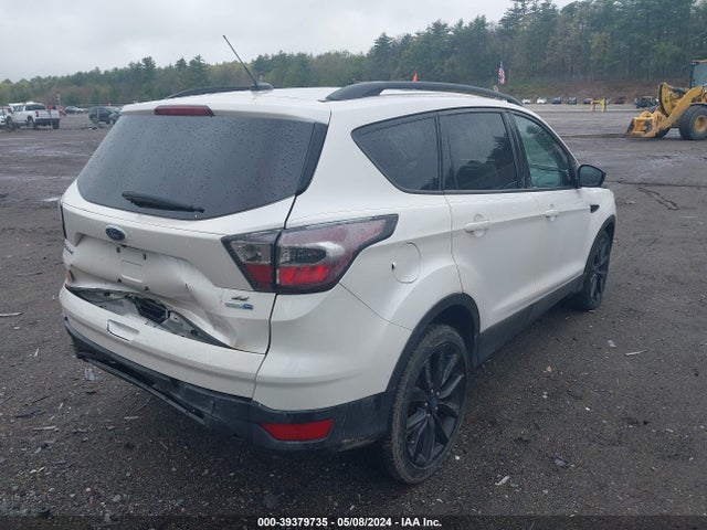 Ford 2017 2017 1FMCU9G98HUB25242 Image 4