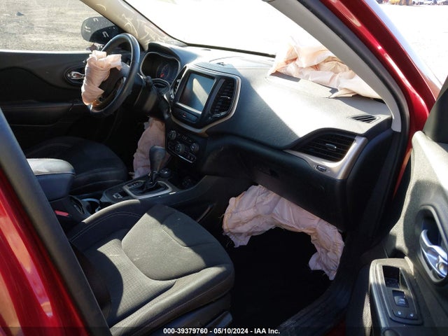 Jeep Cherokee Latitude 2015 1C4PJMCS3FW571603 Image 5