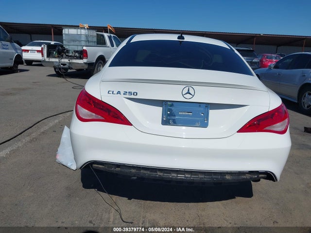 Mercedes-Benz CLA 250 2018 WDDSJ4EB6JN683341 Image 17