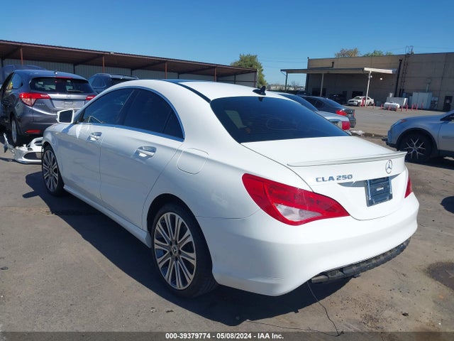 Mercedes-Benz CLA 250 2018 WDDSJ4EB6JN683341 Image 3