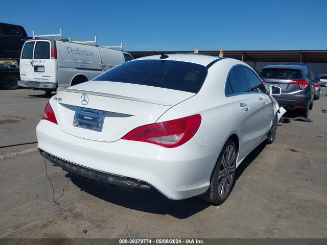 Mercedes-Benz CLA 250 2018 WDDSJ4EB6JN683341 Image 4
