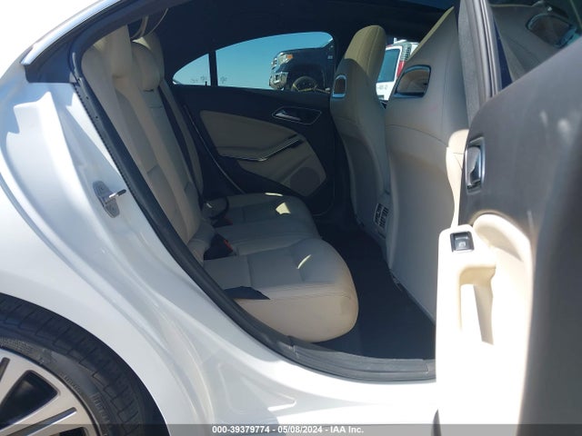 Mercedes-Benz CLA 250 2018 WDDSJ4EB6JN683341 Image 8