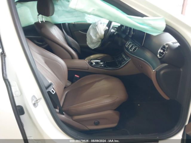WDDZF4JBXHA183416 Mercedes-Benz E 300