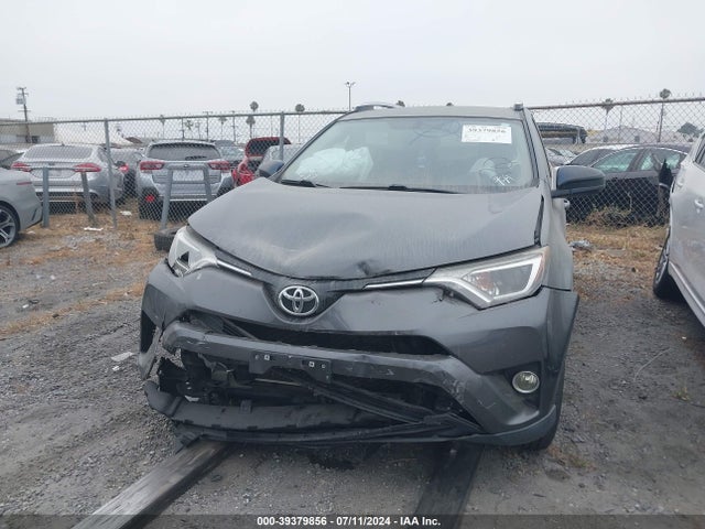Toyota RAV4 LE 2016 JTMZFREV4GD085281 Image 12