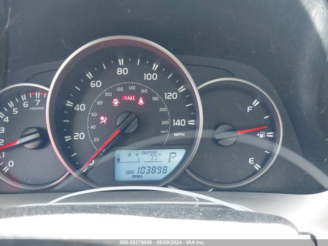 Toyota RAV4 LE 2016 JTMZFREV4GD085281 Image 15