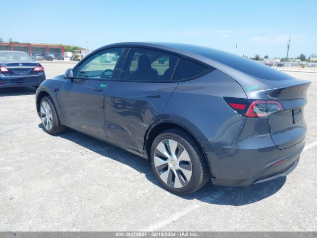 7SAYGDED7PF933832 Tesla Model Y Rwd