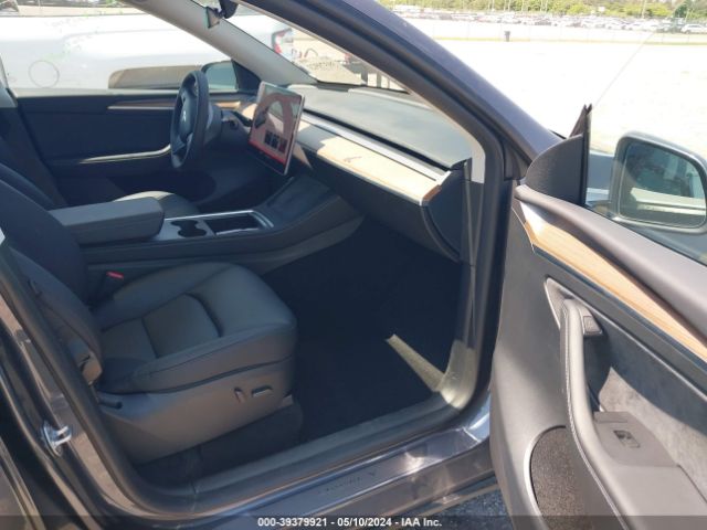 7SAYGDED7PF933832 Tesla Model Y Rwd