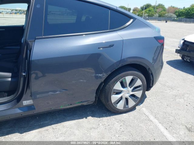 7SAYGDED7PF933832 Tesla Model Y Rwd