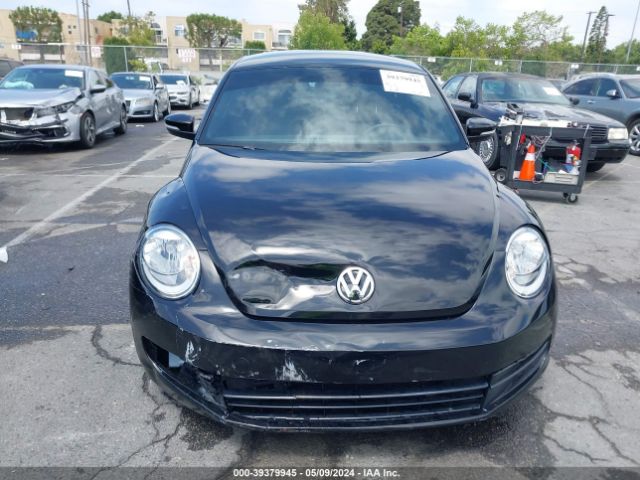 3VWJP7AT5EM632043 Volkswagen Beetle 2.5l