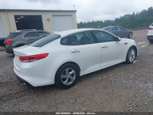 KIA Optima Lx 2017 5XXGT4L33HG121912 Image 4