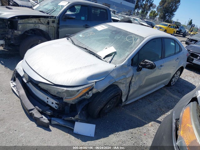 Toyota COROLLA LE 2020 5YFEPRAE6LP004158 Image 2