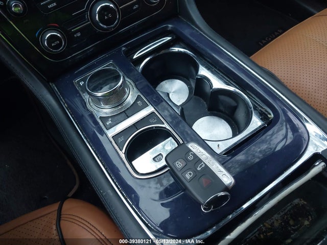 2013 JAGUAR XJ SAJWA2GE1DMV43720 Photo 10