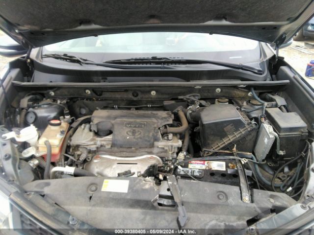 JTMRFREV9FD156313 Toyota Rav4 Xle