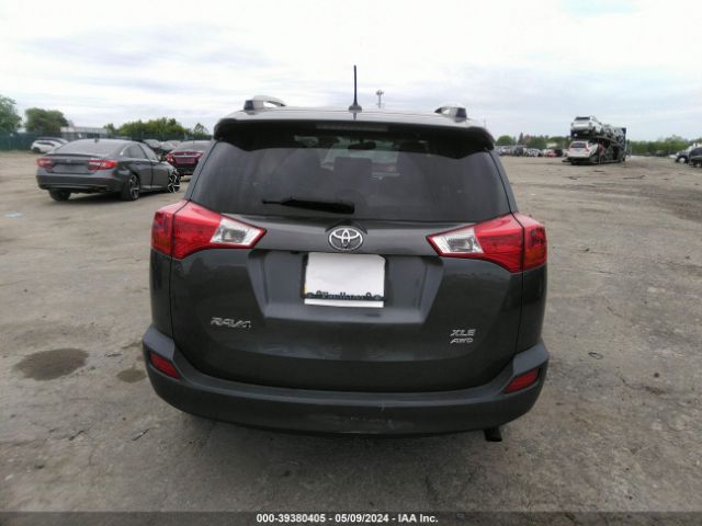 JTMRFREV9FD156313 Toyota Rav4 Xle