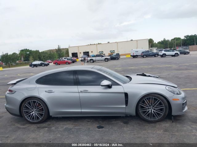 WP0AJ2A77NL100126 Porsche PANAMERA 4