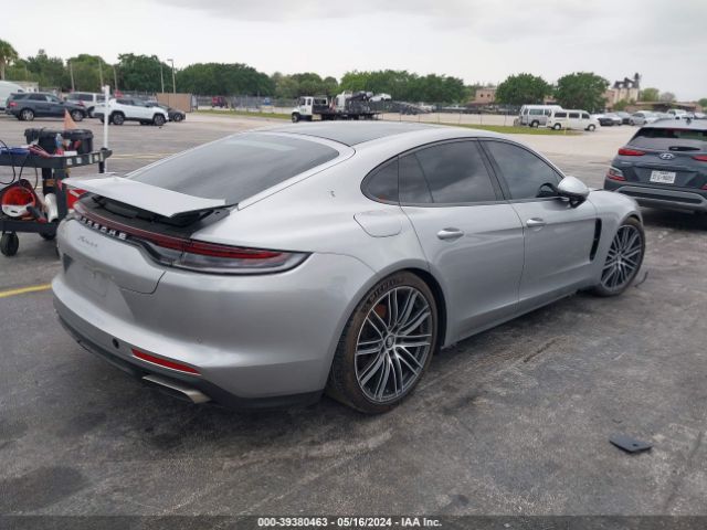 WP0AJ2A77NL100126 Porsche PANAMERA 4