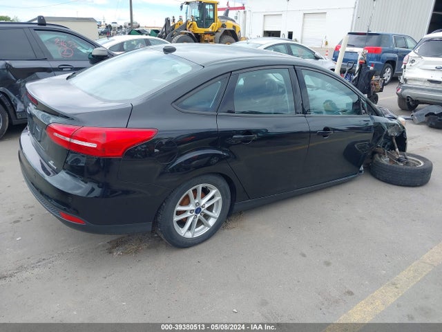 Ford FOCUS SE 2016 1FADP3F28GL267120 Image 4